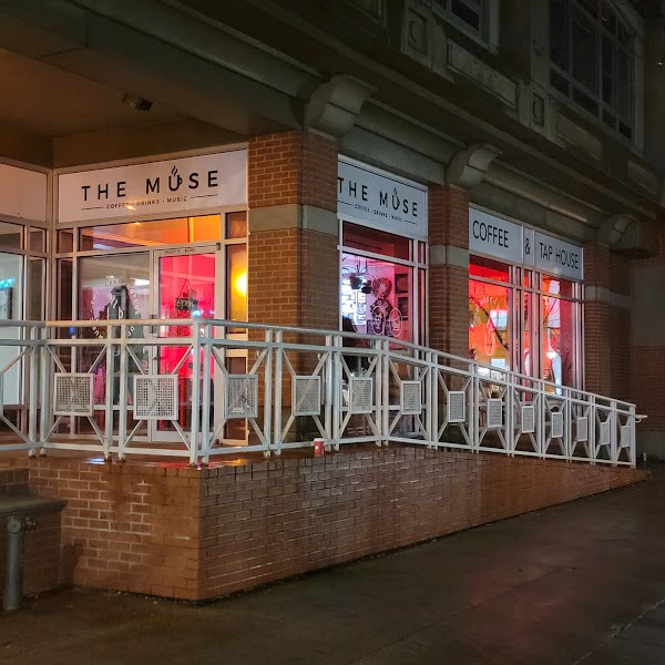 The Tipsy Muse Cafe